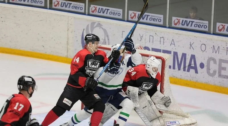 Нефтяник Ал - Торос