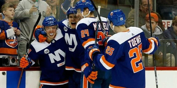 Торонто - Айлендерс