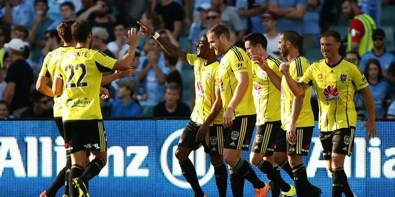 Аделаида Юнайтед - Веллингтон Феникс