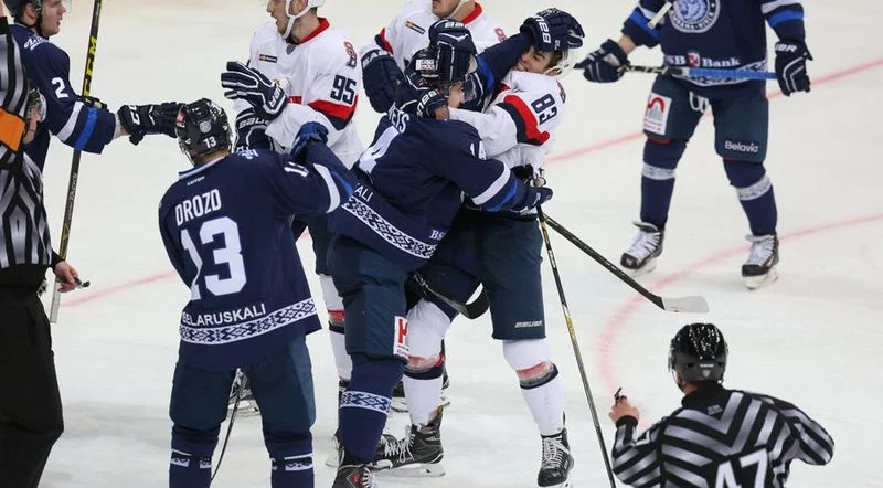 Динамо Мн - Слован