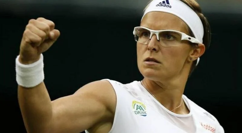  - Кирстен Флипкенс