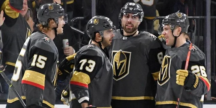 Вегас - Рейнджерс