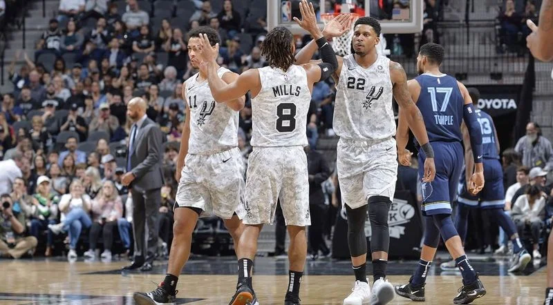 Мемфис - Сан-Антонио