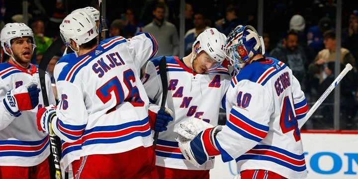 Рейнджерс - Каролина Рейнджерс - Каролина