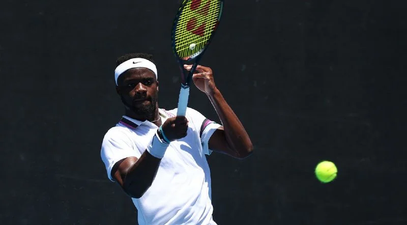 Фрэнсис Тиафо - Андреас Сеппи