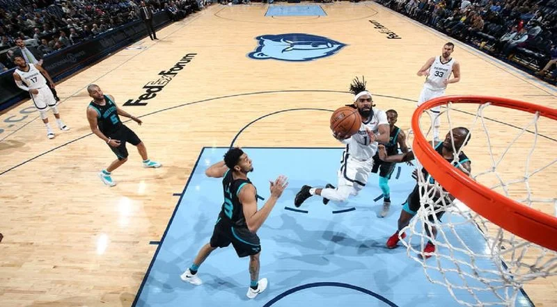 Мемфис - Сакраменто