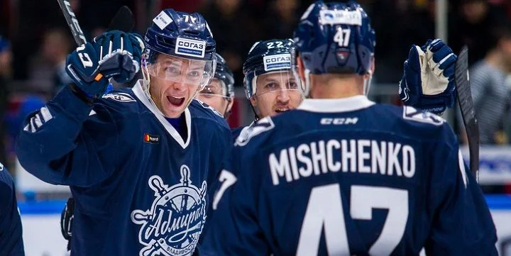 Адмирал - Амур