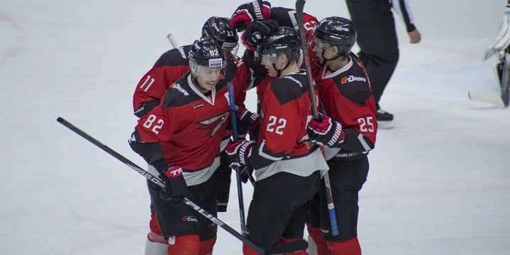 Авангард - Сибирь Авангард - Сибирь