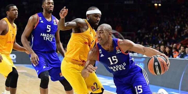 Анадолу Эфес - Барселона