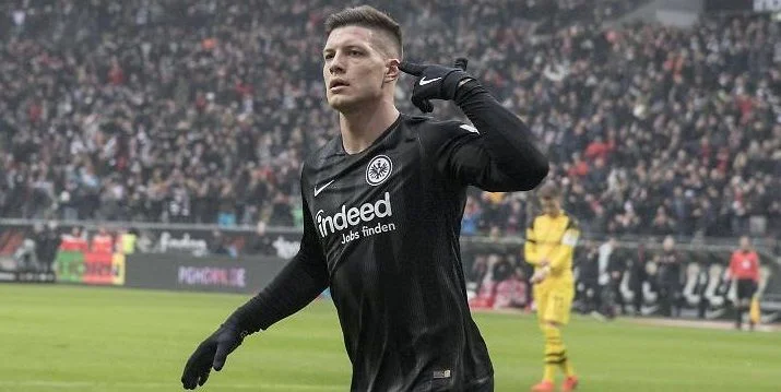 Айнтрахт Фр - Интер