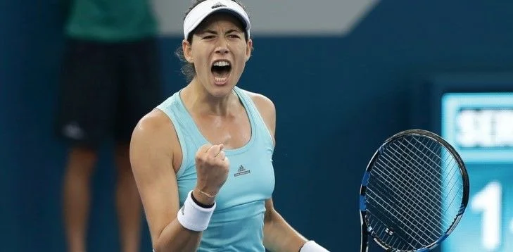 Гарбинье Мугуруса - Лорен Дэвис