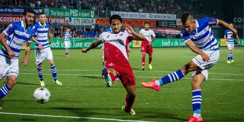 Аякс - Зволле