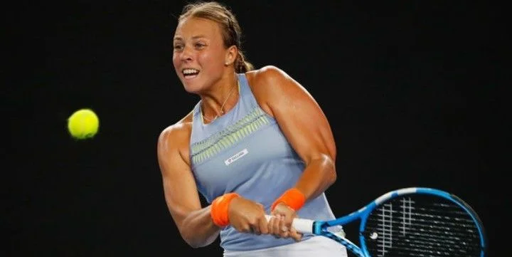 Анетт Контавейт - Бьянка Андрееску