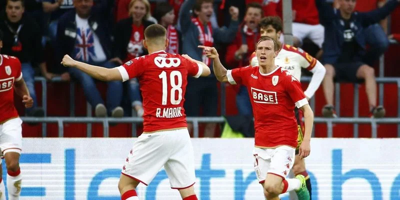 Стандард - Антверпен