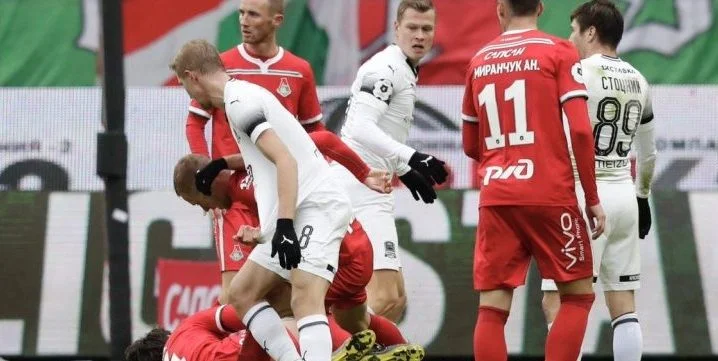 Динамо М - Локомотив