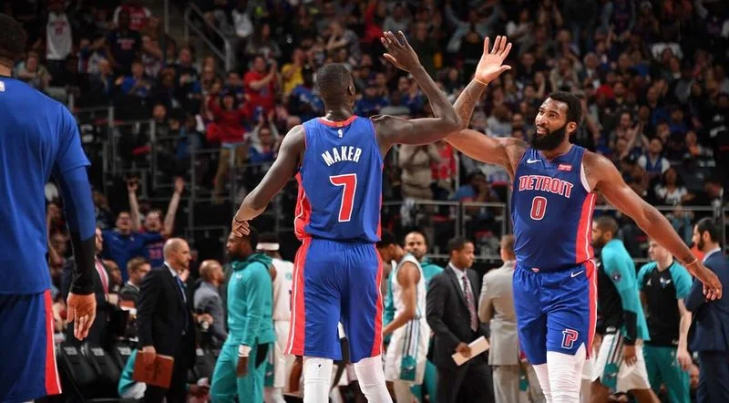 Детройт - Мемфис