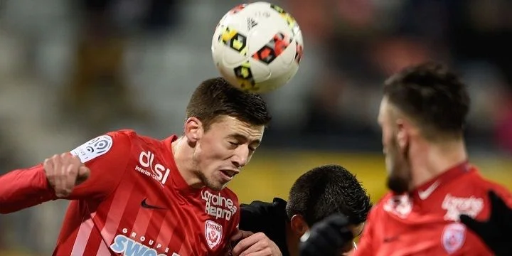 Ред Стар - Нанси Ред Стар - Нанси