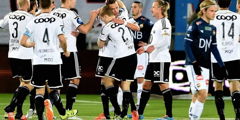 Русенборг - Стрёмсгодсет