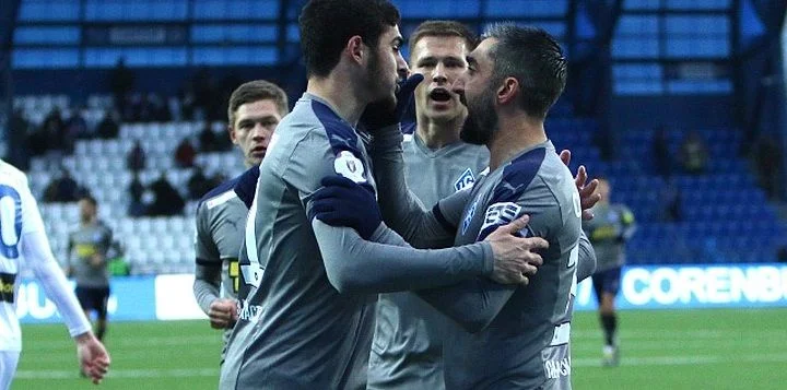 Крылья Советов - Урал