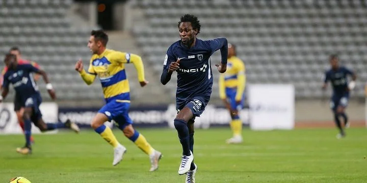 Ред Стар - Париж Ред Стар - Париж