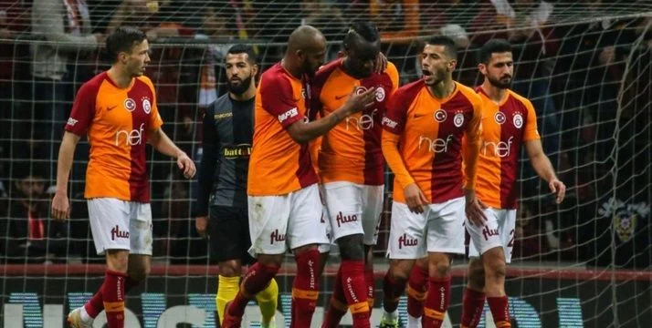 Акхисарспор - Галатасарай