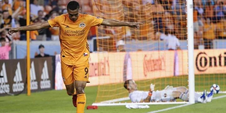 Хьюстон Динамо - ДС Юнайтед