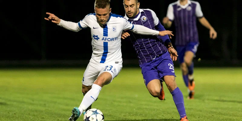 Этыр - Славия