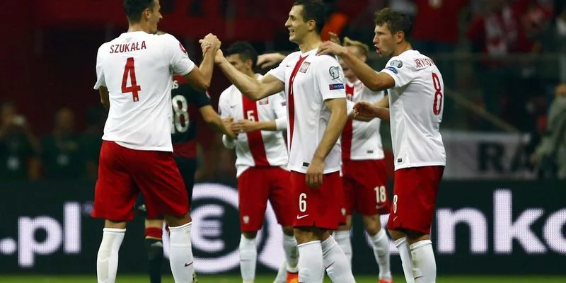 Польша (до20) - Таити (до20)