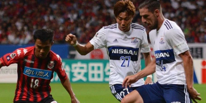 Сенан - Йокогама Маринос