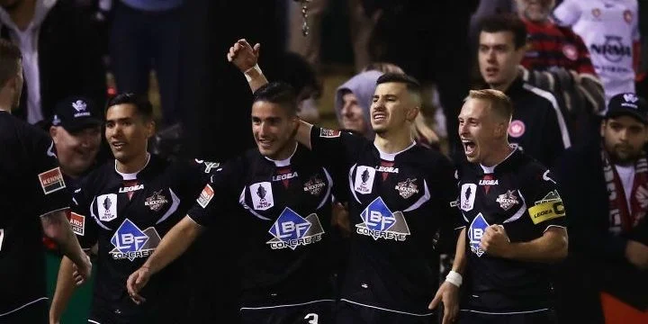 Сазерленд Шаркс - Блэктаун Сити