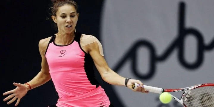 Михаэла Бузарнеску - Каролина Плишкова Михаэла Бузарнеску - Каролина Плишкова