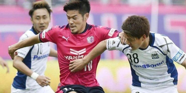 Сересо Осака - ФК Токио