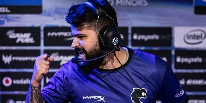 Furia eSports - INTZ e-Sports Furia eSports - INTZ e-Sports