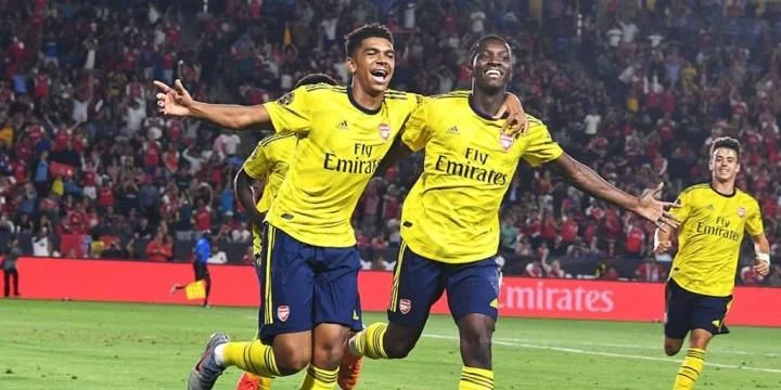 Арсенал - Фиорентина Арсенал - Фиорентина