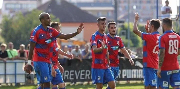 Виктория Плзень - Олимпиакос