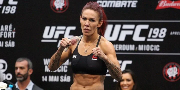 Кристиана Жустино - Фелиция Спенсер Кристиана Жустино - Фелиция Спенсер