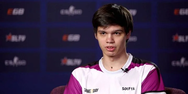 - DreamEaters - DreamEaters