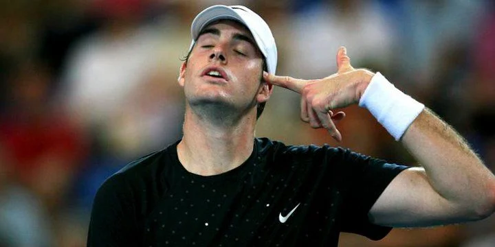 Хуберт Гуркач - Джон Изнер