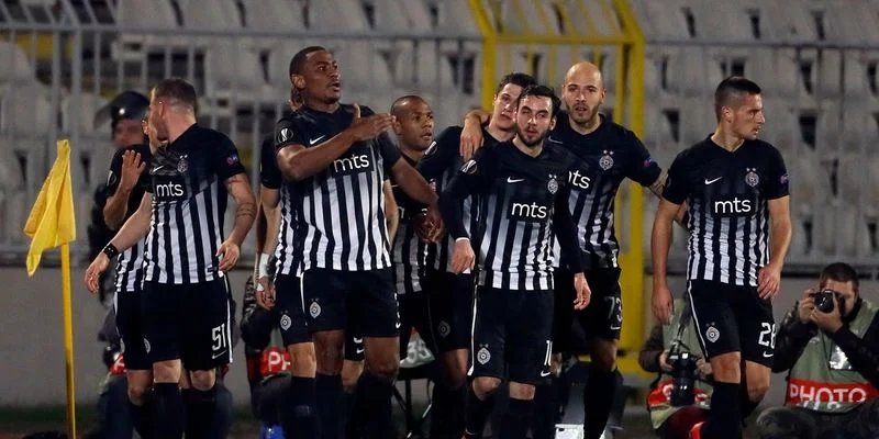 Партизан - Kоннах Куэй