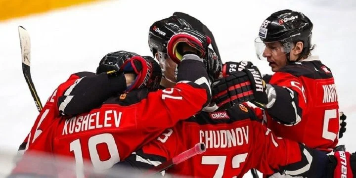 Локомотив - Авангард