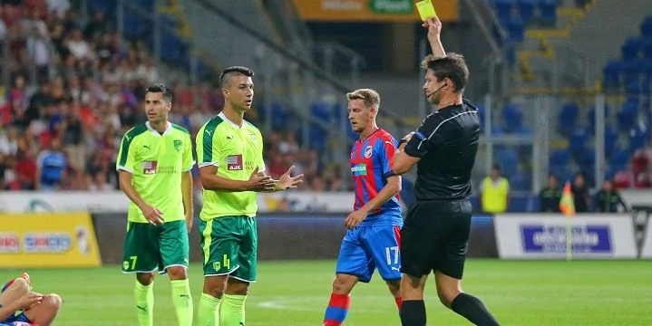 АЕК Ларнака - Гент