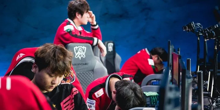 Hanwha Life Esports - SK Telecom T1 Hanwha Life Esports - SK Telecom T1