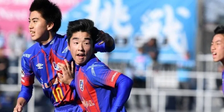 ФК Токио - Вегалта Сендай