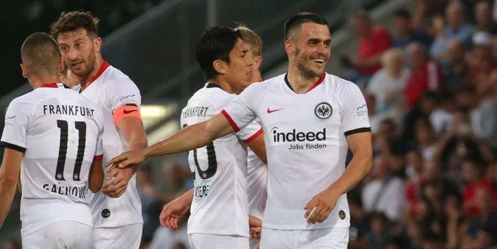 Айнтрахт Фр - Вадуц