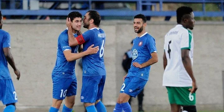 Вулверхэмптон - Пюник