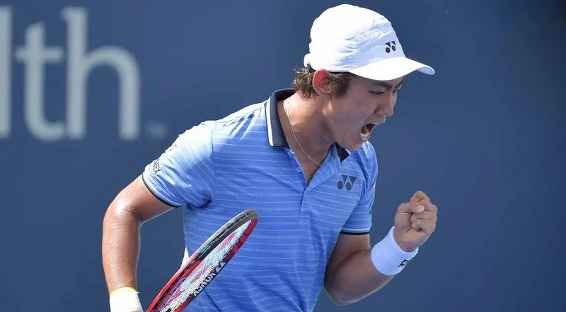 Йосихито Нисиока - Давид Гоффен