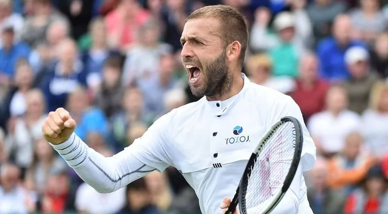 Адриан Маннарино - Даниэль Эванс