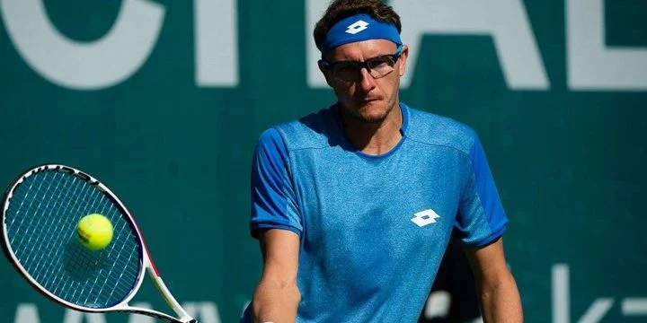 Денис Истомин - Роберто Маркора