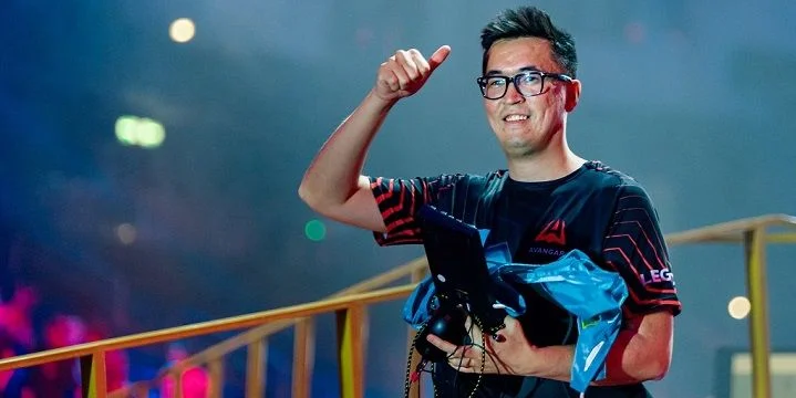 NaVi - Avangar NaVi - Avangar