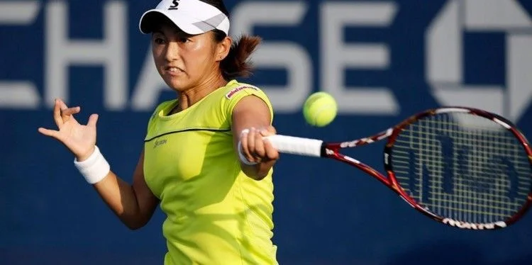 Нао Хибино - Мисаки Дои Нао Хибино - Мисаки Дои